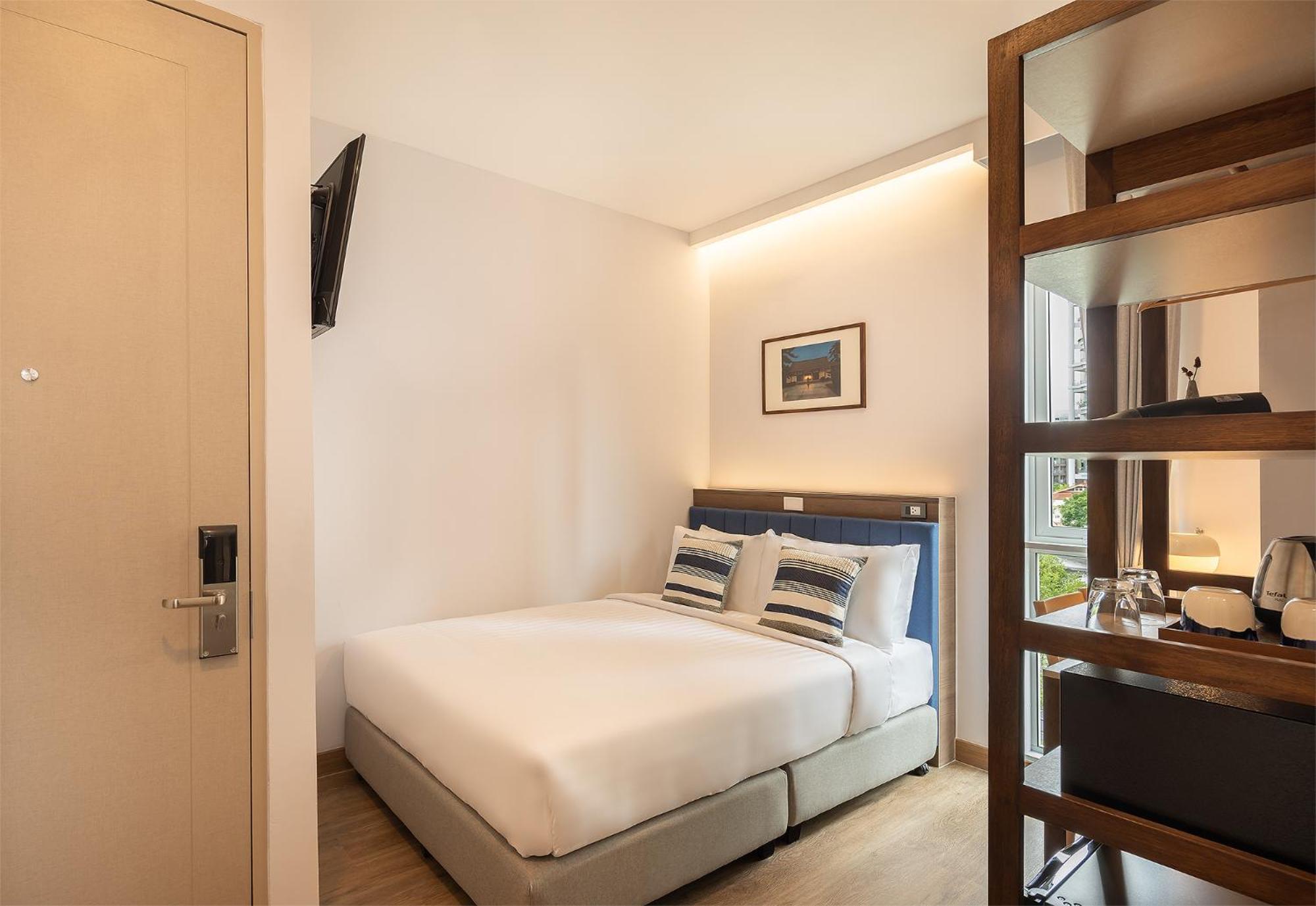 Sova Hotel Bangkok Exterior photo