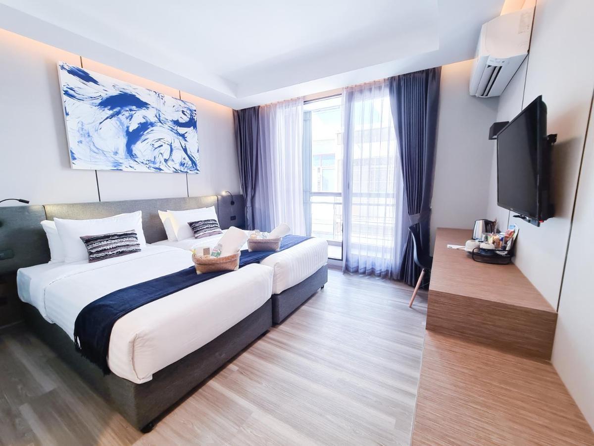 Sova Hotel Bangkok Exterior photo